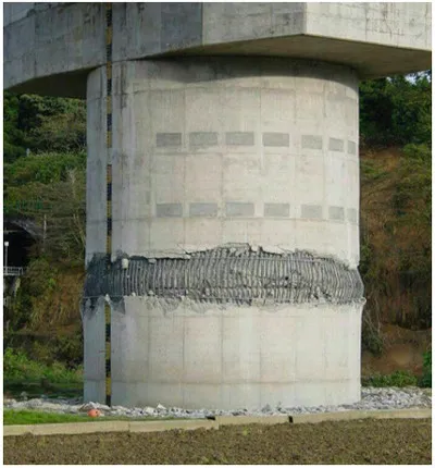 اشکالات اجرایی سازه بتنی؛ بررسی نواقص اجرایی ساختمان های بتنی(آپدیت 1405) 42 Figure 24 Shear failure of the column due to the large distance of the spacers 7 11zon